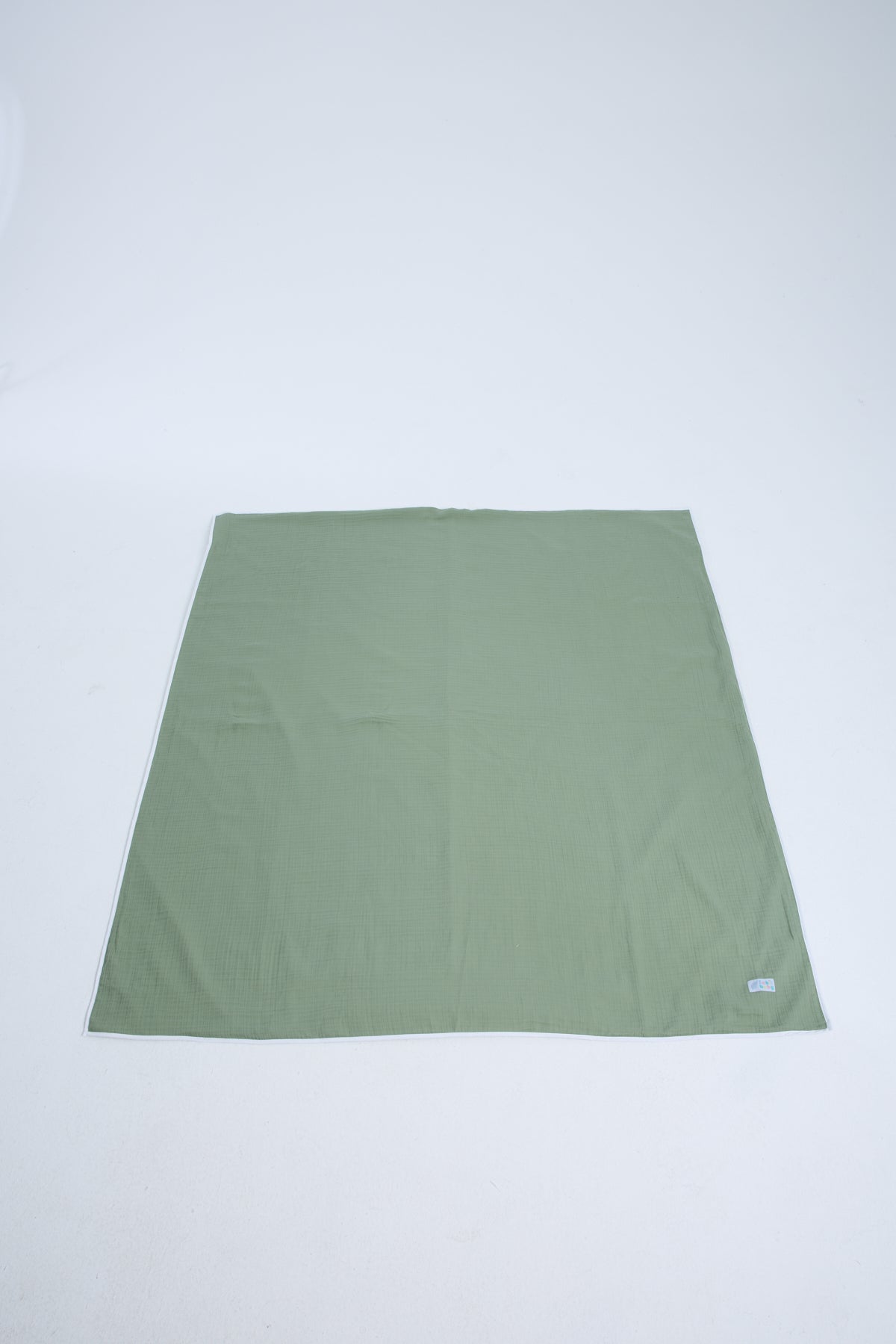 Muslin Waterproof Activity Blanket | 1.75 cm x 1.55 cm ๐